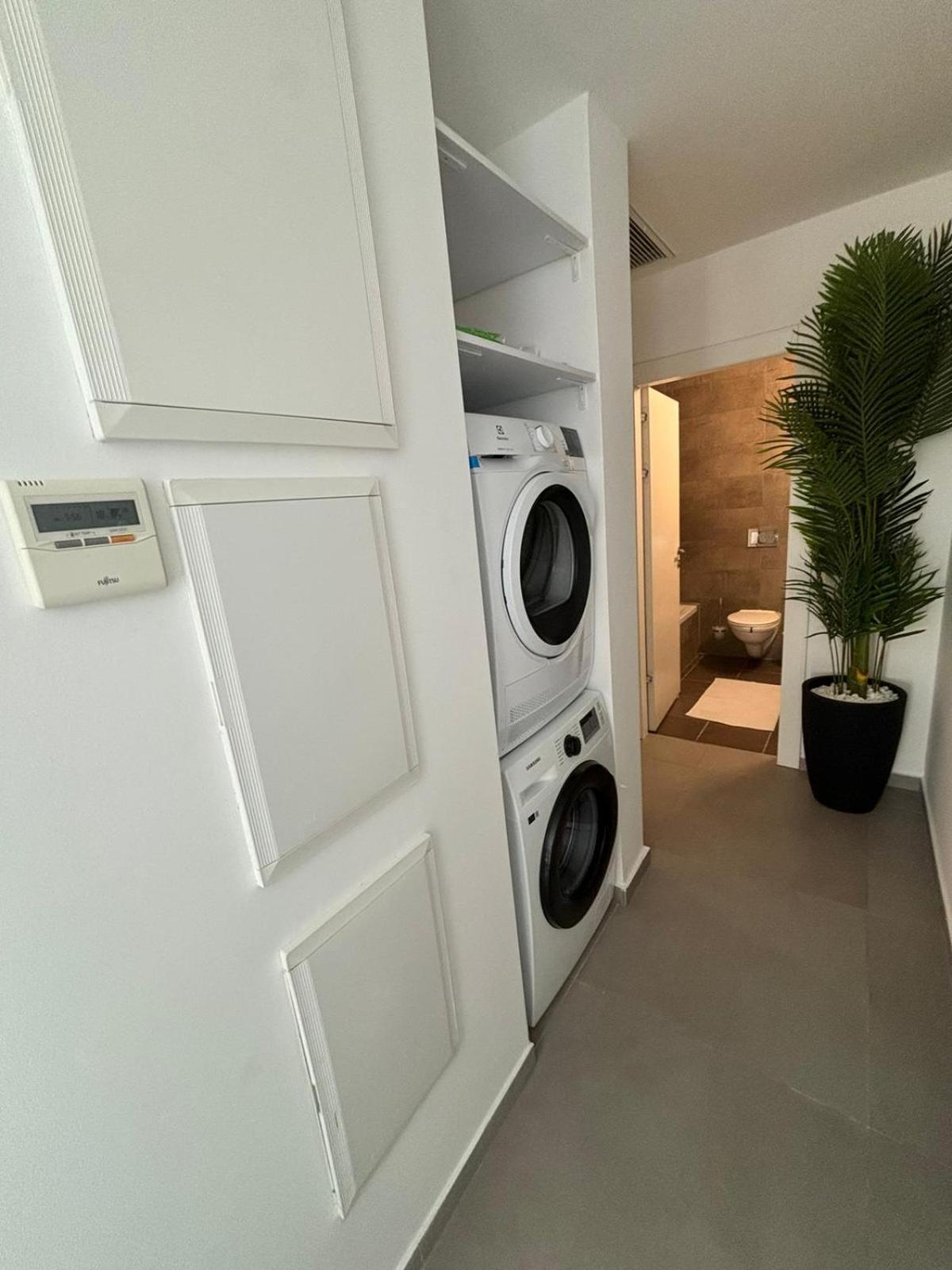 Apartment Sunny Sea View By Sea U Tlv